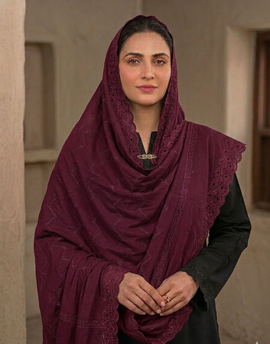 Premium Qualtiy Lawn Chaddar with Embroidery - Maroon Design