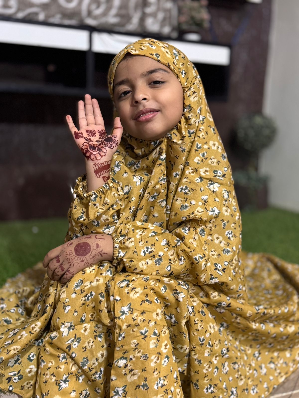 KIDS NAMAZ CHADDAR WITH FULL SLEEVES - NOOR IN FRENCH BEIGE 5 to 7 Years