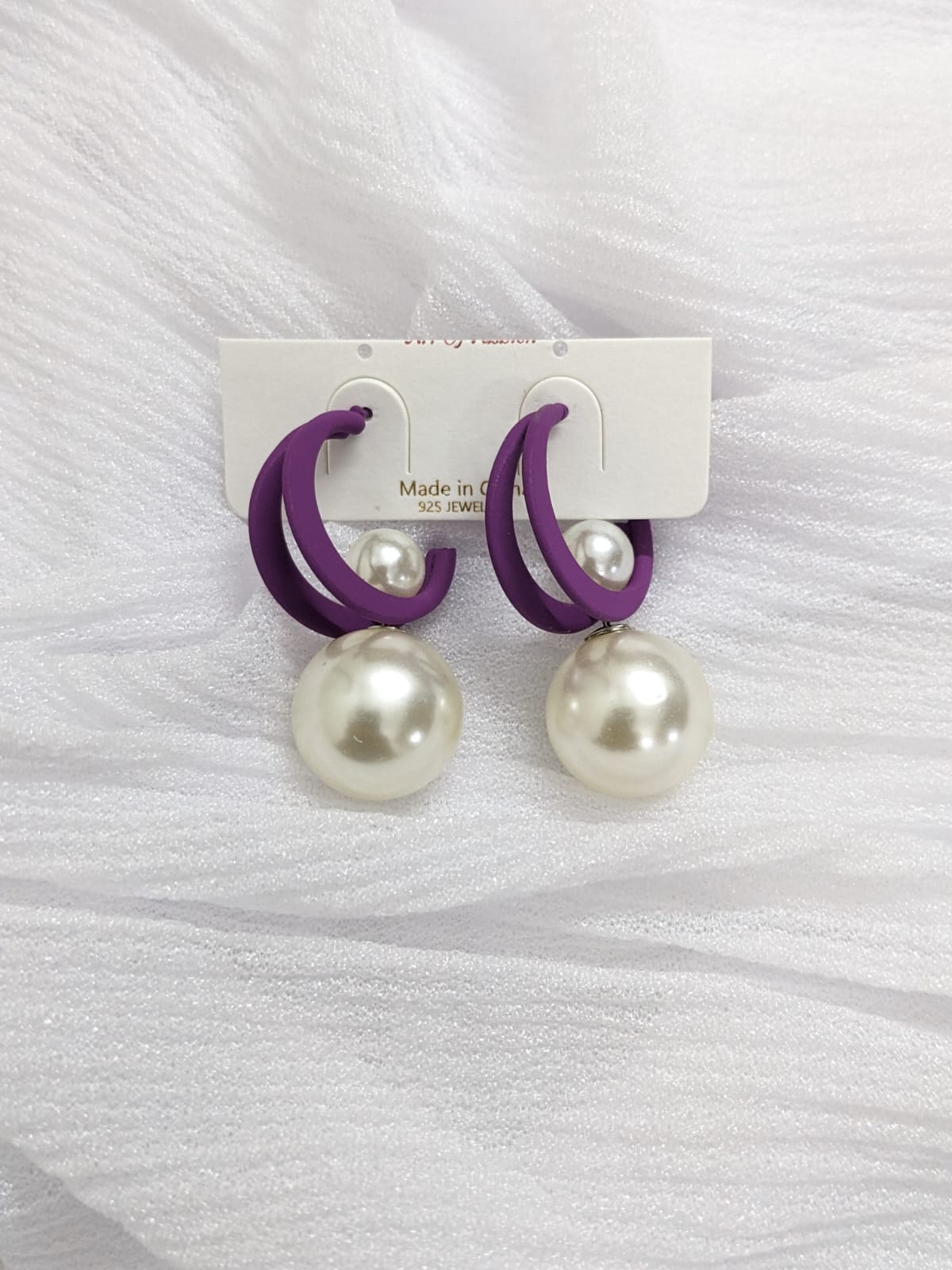 EarTops Moon & Pearl - Egg Plant