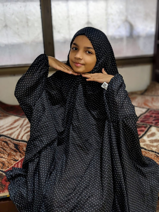 TAPESTRY SILK LAWN KIDS NAMAZ CHADDAR WITH FULL SLEEVES - Black Bars 8 to 11 Years