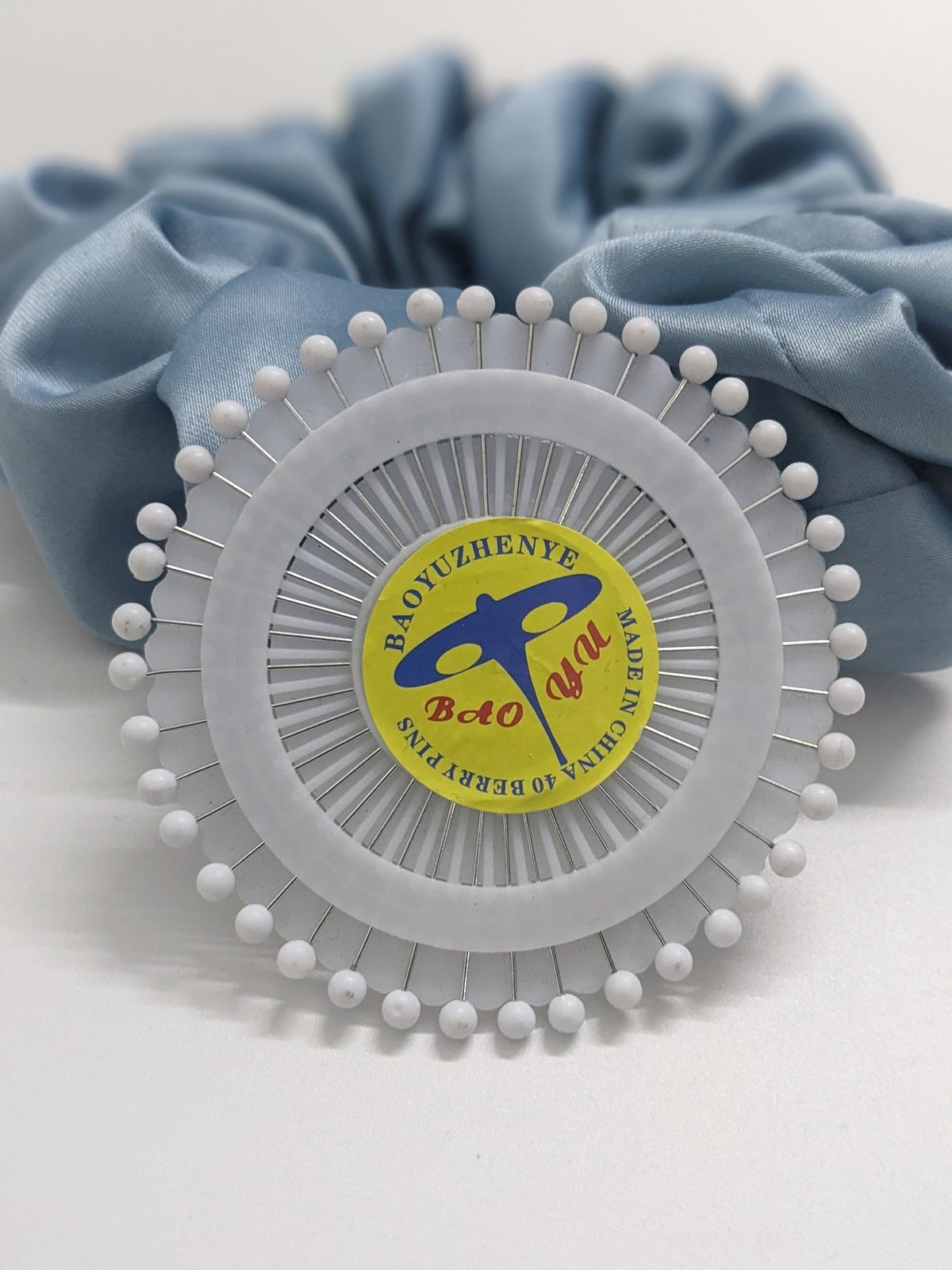 HIJAB PIN DISC - WHITE COLOR