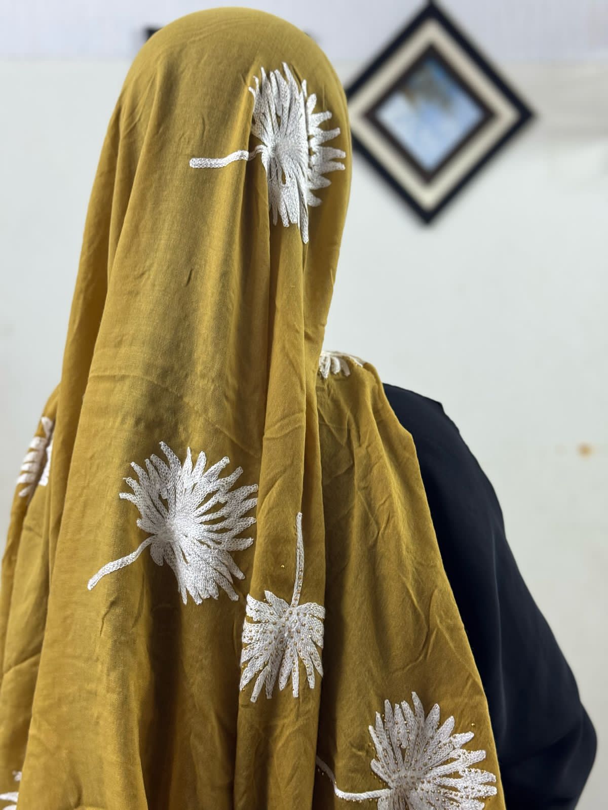 Lilly Embroidery Lawn Scarf - French Beige