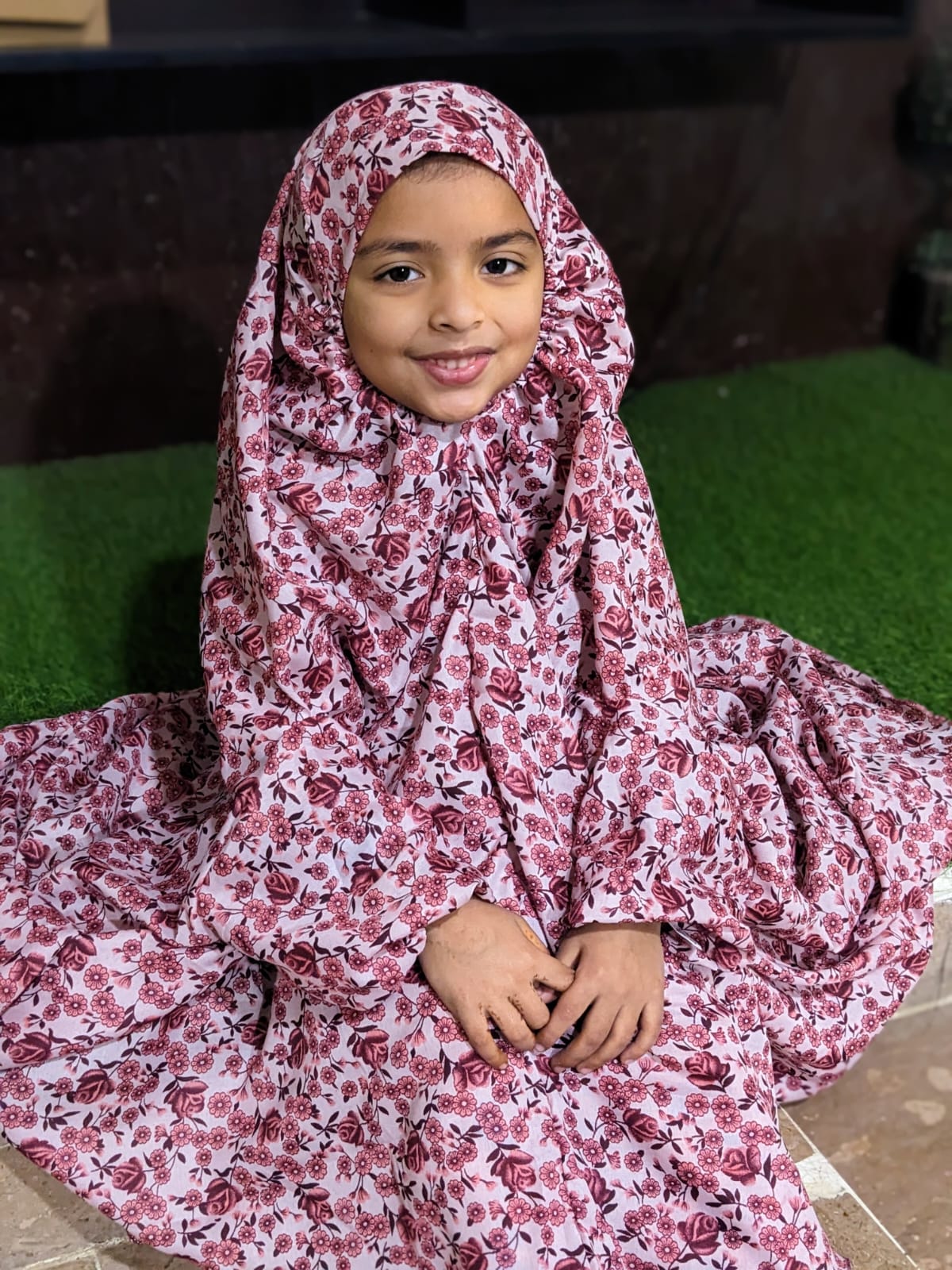 KIDS NAMAZ CHADDAR WITH FULL SLEEVES - Pinkish with Tulip 5 to 7 Years