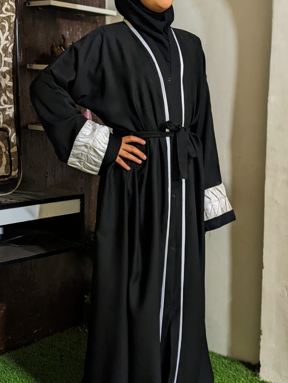 Nida Abaya Front Open Style - Black n White