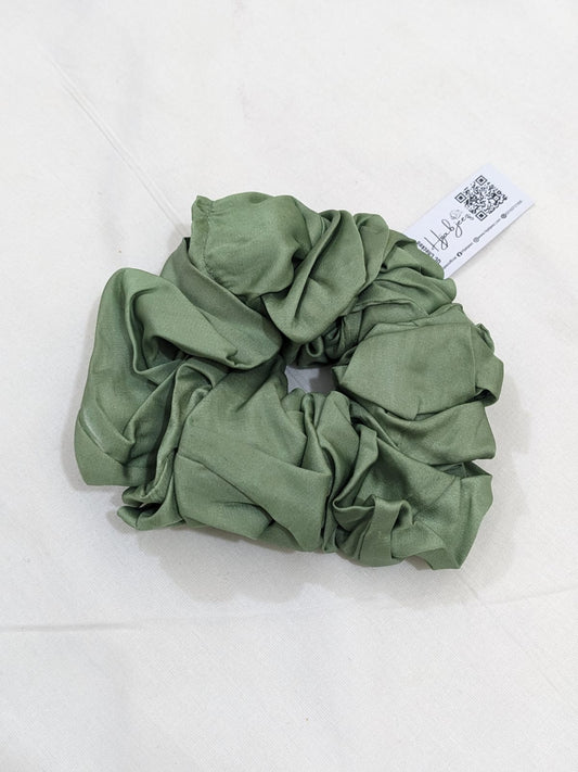 SCRUNCHIES - SOFT GREEN